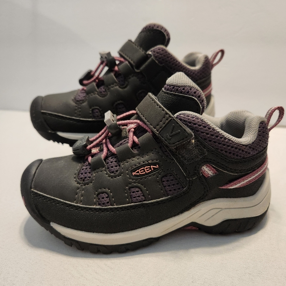 KEEN Little Kids' Targhee Low - Raven/Tulipwood Size 9 Black and Purple